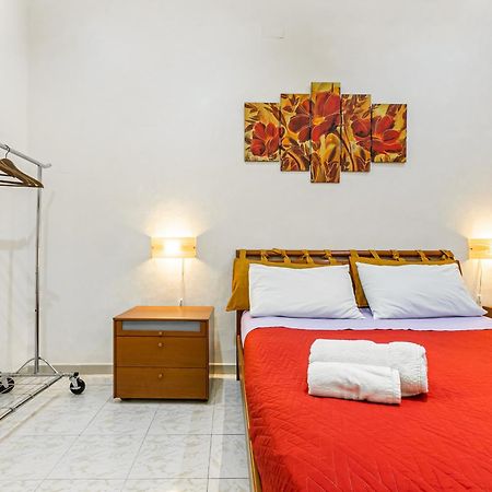 Corso Dei Mille Railway Apartment Palermo Exterior foto